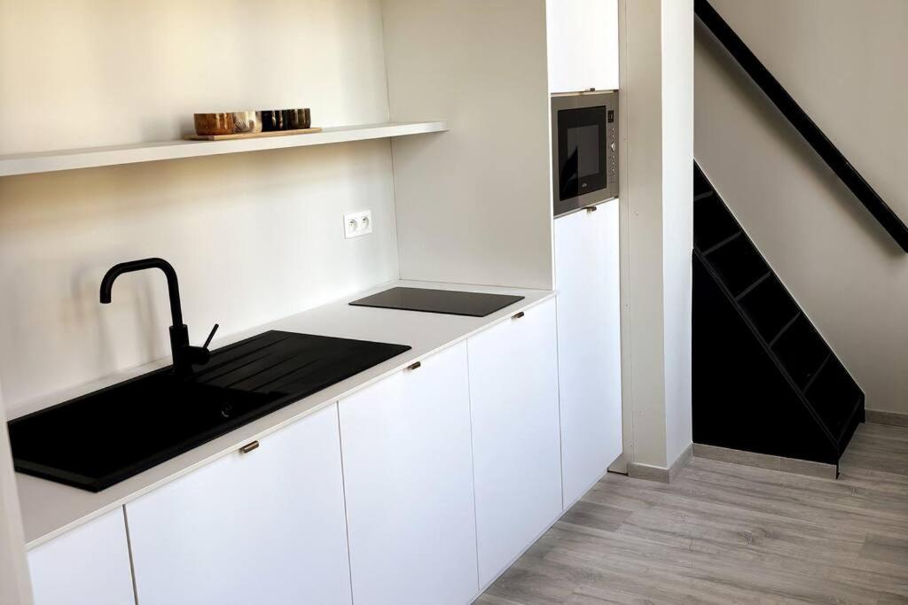 Ferienwohnung Au Cabinet Childeric Tournai Exterior foto